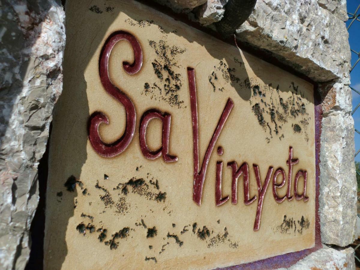Villa Sa Vinyeta Làng Sant Llorenç de Balafia Ngoại thất bức ảnh